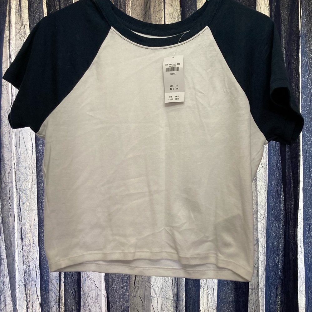 NWT Hollister Crop Top